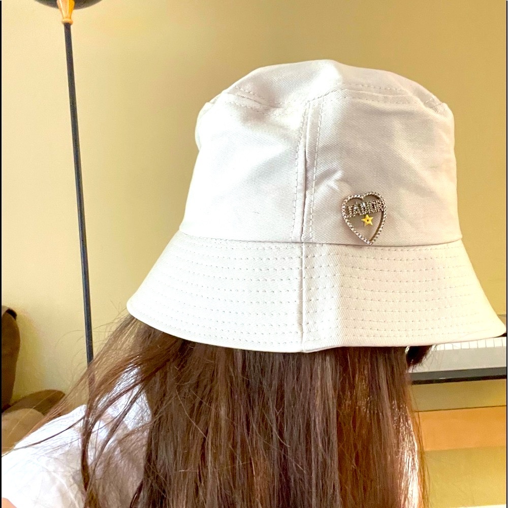 Bucket hat with authentic Dior brooch